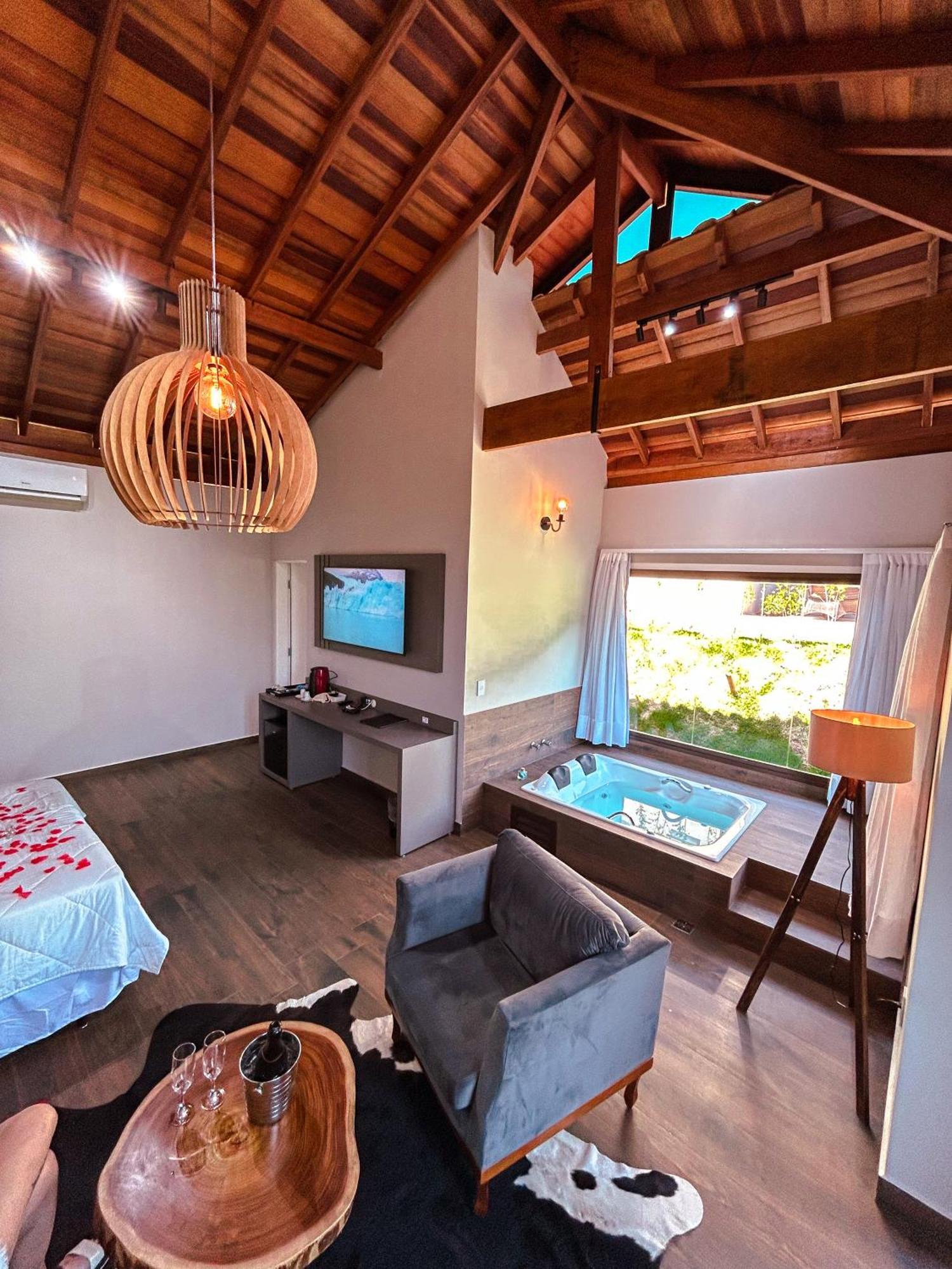 Hotel Chales Capitanias Aguas de Lindoia Luaran gambar